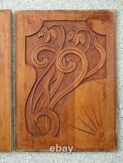1 pair of hand-carved walnut wood panels, Art Nouveau around 1900