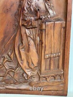 An Exceptional French Carved Religious Gothic Panel Praying Madonna / Virgin