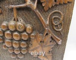 Antique 1895 carved wood panel deep relief grape leaves/vines/grapes 10.5x12