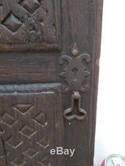 Antique centenary door panel hand carved 19th century chestnut wood frame 25