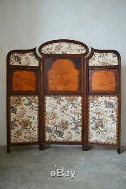 Art Nouveau Three-Panel Folding Screen or Room Divider in Carved Wood circa 1900