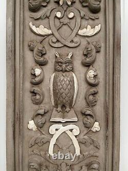 Beautiful & Rare French Carved Patinated Panel with Owl in wood nr 1 40.157 H