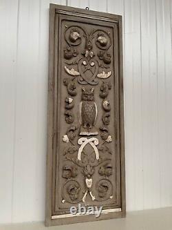 Beautiful & Rare French Carved Patinated Panel with Owl in wood nr 1 40.157 H
