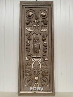 Beautiful & Rare French Carved Patinated Panel with Owl in wood nr 2- 40.157 H