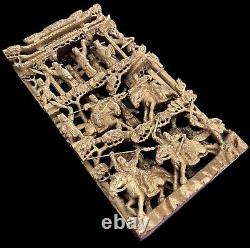 CHINESE CARVED GILT WOOD WALL PANEL LACQUER GILDED GOLD PLATE SHIELD 38 x 23