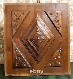 Decorative diamond point Wood carved panel Antique French architectural salvage