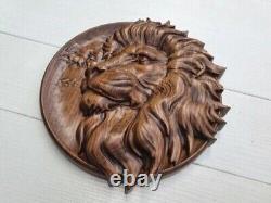Lion, carved panel of wood, painted, 1pc, Carved lion
