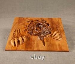 The bear is angry Carved panel NATURAL WOOD Beech