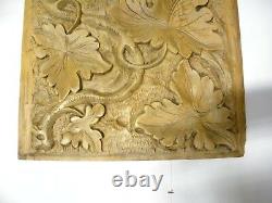 Wonderful Vintage Antique Solid Wood Carved Panel (B20)